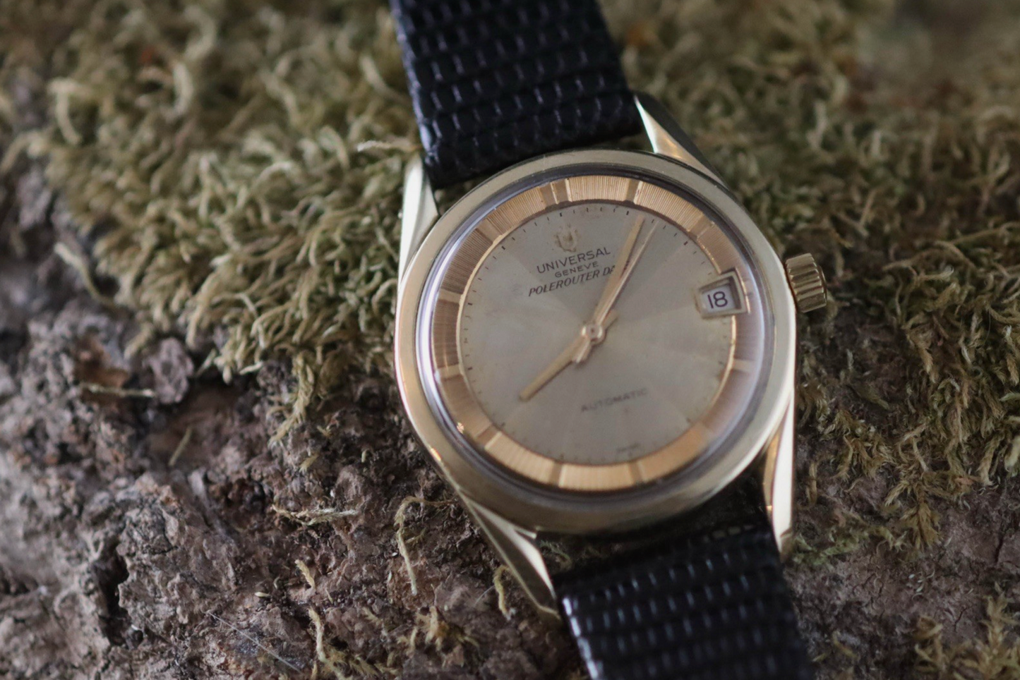 Universal Genève Polerouter Date