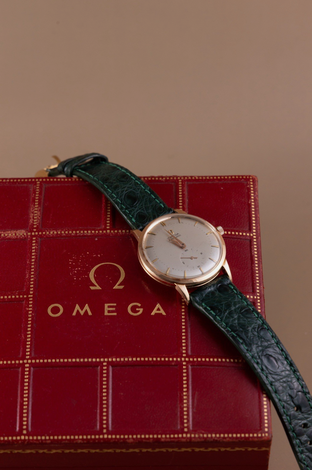 Omega Bumper Automatic 18k Rose Gold