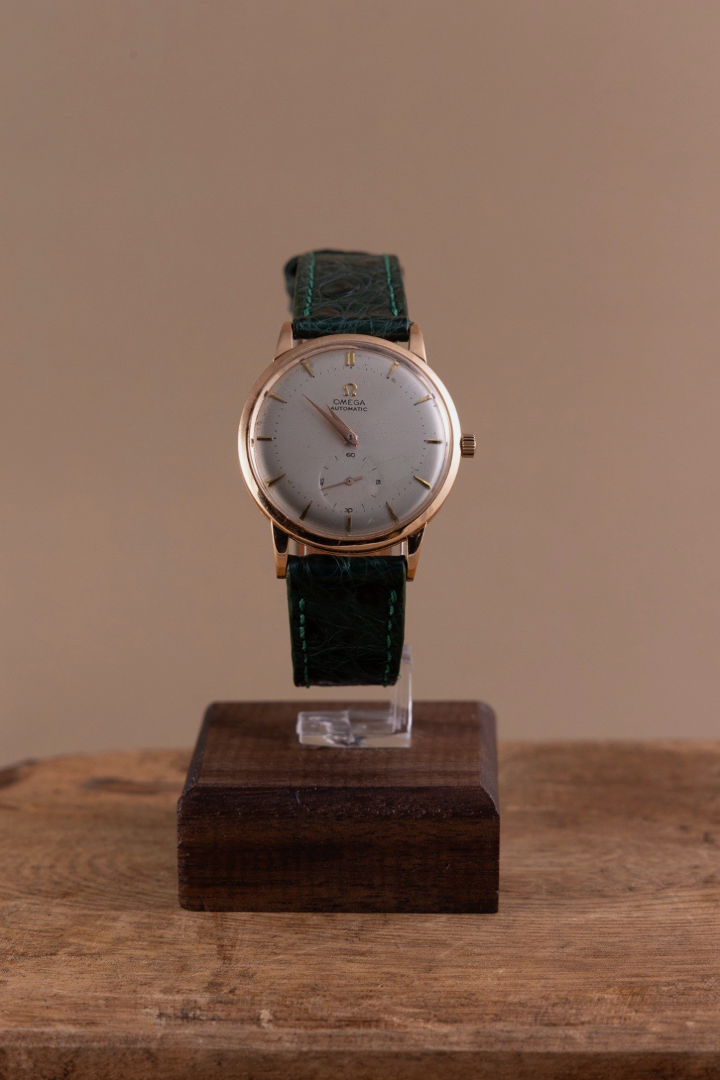 Omega Bumper Automatic 18k Rose Gold