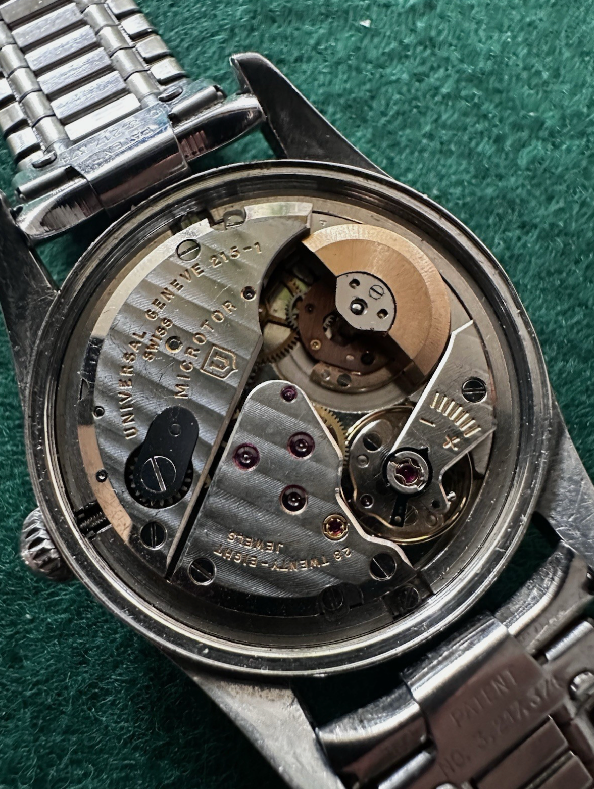 Universal Genève Polerouter Date Tropical Dial